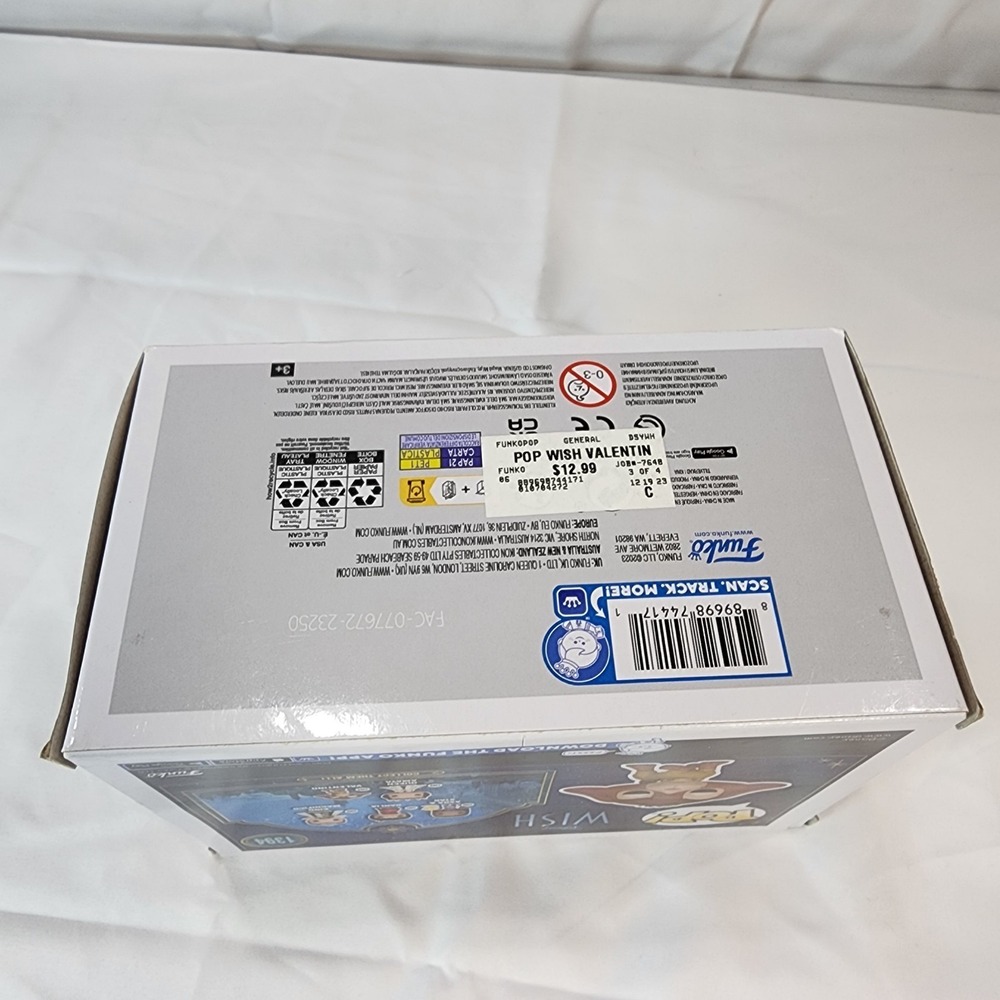 Disney Wish Funko Pop  Valentino 1394 VINYL FIGURE - Picture 6 of 6